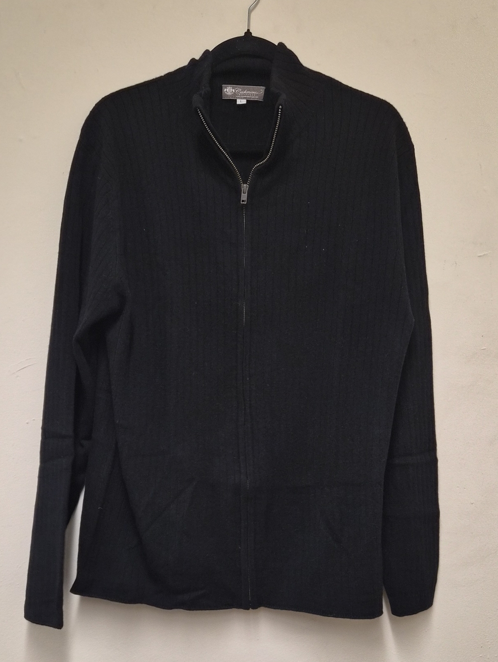 Tea Collection Men's Black Ribbed Full-Zip Sweater Size L
